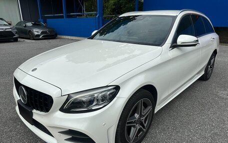 Mercedes-Benz C-Класс, 2021 год, 1 700 000 рублей, 1 фотография