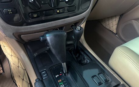 Toyota Land Cruiser 100 рестайлинг 2, 1998 год, 2 350 000 рублей, 15 фотография