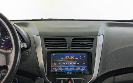Hyundai Solaris II рестайлинг, 2014 год, 1 080 000 рублей, 25 фотография