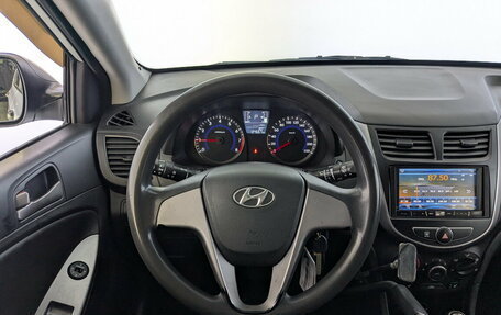 Hyundai Solaris II рестайлинг, 2014 год, 1 080 000 рублей, 26 фотография