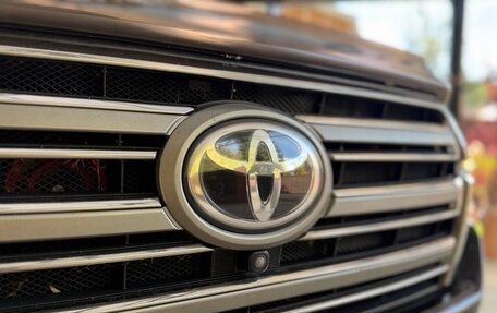 Toyota Land Cruiser 200, 2016 год, 4 650 000 рублей, 8 фотография