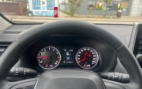 Toyota RAV4, 2019 год, 3 290 000 рублей, 4 фотография