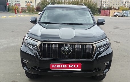 Toyota Land Cruiser Prado 150 рестайлинг 2, 2019 год, 6 000 000 рублей, 6 фотография