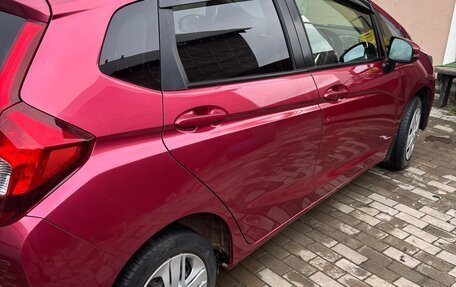 Honda Fit III, 2018 год, 1 200 000 рублей, 4 фотография