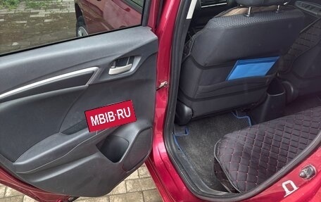Honda Fit III, 2018 год, 1 200 000 рублей, 12 фотография