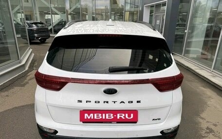 KIA Sportage IV рестайлинг, 2021 год, 2 650 000 рублей, 6 фотография