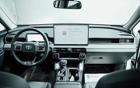 Toyota RAV4, 2026 год, 4 900 000 рублей, 20 фотография