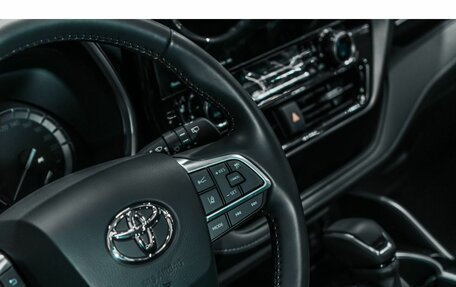 Toyota Highlander, 2026 год, 6 150 000 рублей, 22 фотография