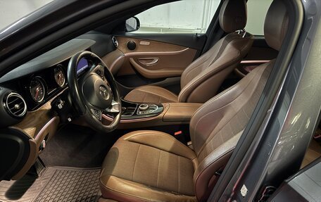 Mercedes-Benz E-Класс, 2017 год, 2 950 000 рублей, 12 фотография