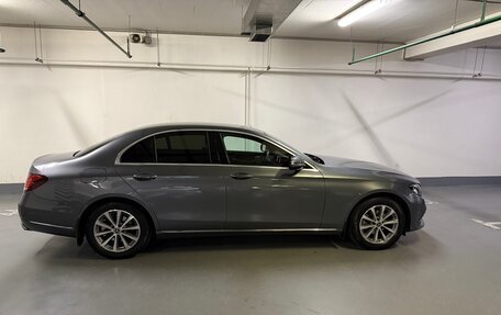 Mercedes-Benz E-Класс, 2017 год, 2 950 000 рублей, 11 фотография