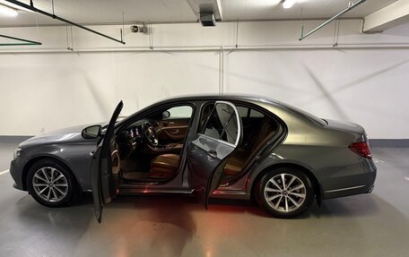 Mercedes-Benz E-Класс, 2017 год, 2 950 000 рублей, 16 фотография