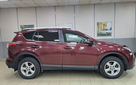 Toyota RAV4, 2018 год, 2 260 000 рублей, 3 фотография
