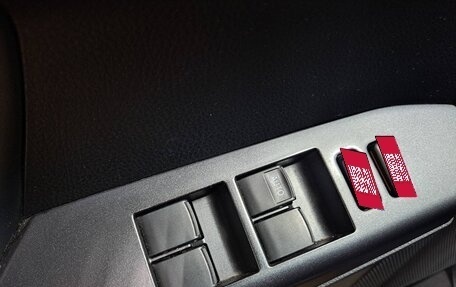 Toyota RAV4, 2018 год, 2 260 000 рублей, 11 фотография