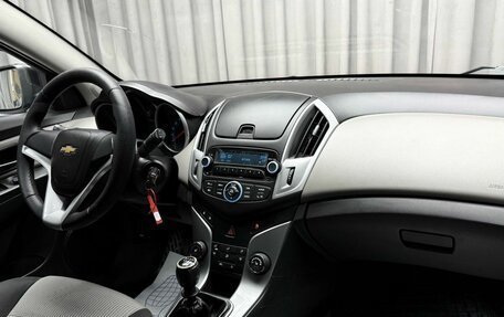 Chevrolet Cruze II, 2013 год, 749 000 рублей, 10 фотография
