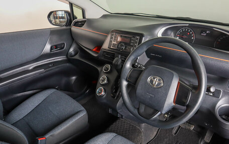 Toyota Sienta II, 2016 год, 1 379 000 рублей, 9 фотография