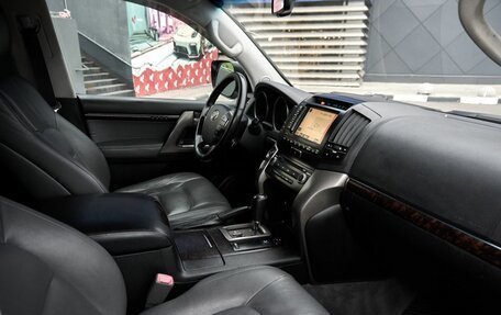 Toyota Land Cruiser 200, 2008 год, 2 390 000 рублей, 6 фотография