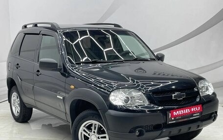 Chevrolet Niva I рестайлинг, 2016 год, 685 000 рублей, 3 фотография