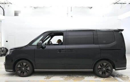 Honda Stepwgn, 2023 год, 2 038 999 рублей, 4 фотография