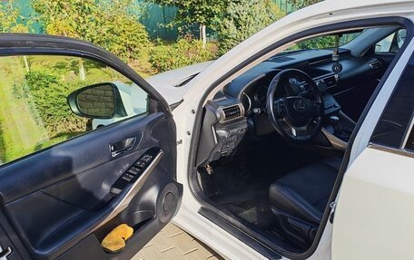 Lexus IS III, 2014 год, 1 950 000 рублей, 7 фотография