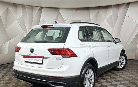 Volkswagen Tiguan II, 2021 год, 3 680 000 рублей, 2 фотография
