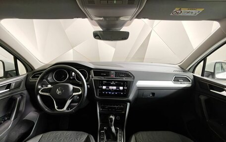 Volkswagen Tiguan II, 2021 год, 3 680 000 рублей, 14 фотография