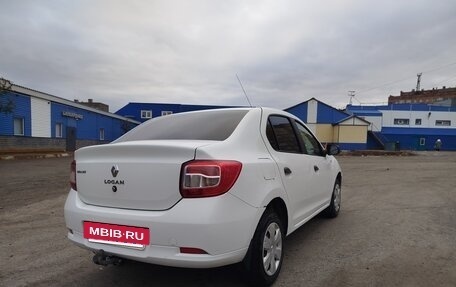 Renault Logan II, 2015 год, 650 000 рублей, 6 фотография