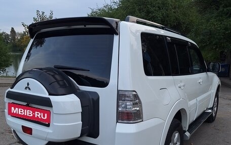 Mitsubishi Pajero IV, 2014 год, 2 100 000 рублей, 2 фотография