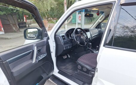 Mitsubishi Pajero IV, 2014 год, 2 100 000 рублей, 9 фотография