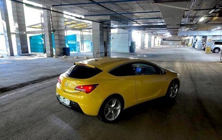Opel Astra J, 2012 год, 610 000 рублей, 2 фотография