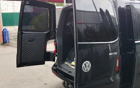 Volkswagen Transporter T5 рестайлинг, 2011 год, 1 600 000 рублей, 11 фотография