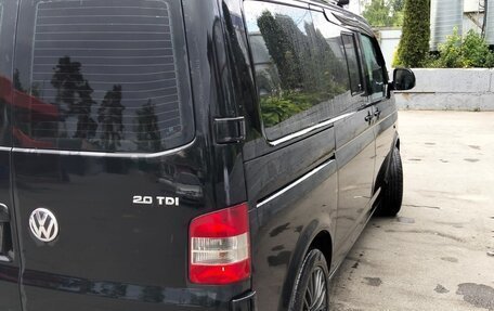 Volkswagen Transporter T5 рестайлинг, 2011 год, 1 600 000 рублей, 4 фотография
