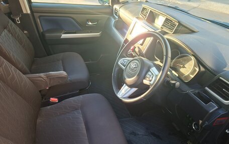 Toyota Roomy I, 2020 год, 1 060 000 рублей, 9 фотография