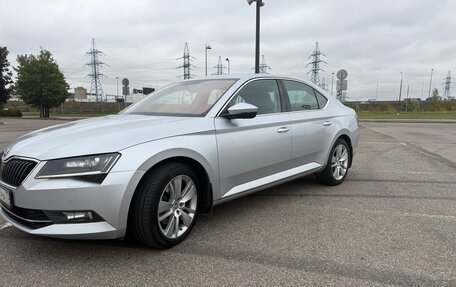 Skoda Superb III рестайлинг, 2015 год, 3 000 000 рублей, 4 фотография