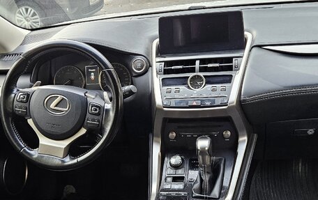 Lexus NX I, 2018 год, 2 900 000 рублей, 7 фотография