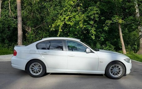 BMW 3 серия, 2011 год, 760 000 рублей, 2 фотография