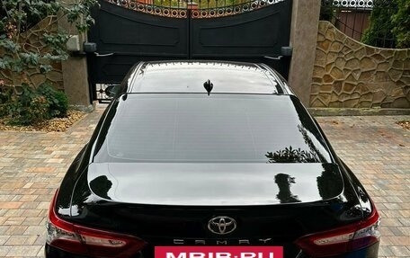 Toyota Camry, 2019 год, 3 000 000 рублей, 4 фотография