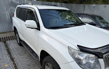 Toyota Land Cruiser Prado 150 рестайлинг 2, 2010 год, 2 480 000 рублей, 2 фотография