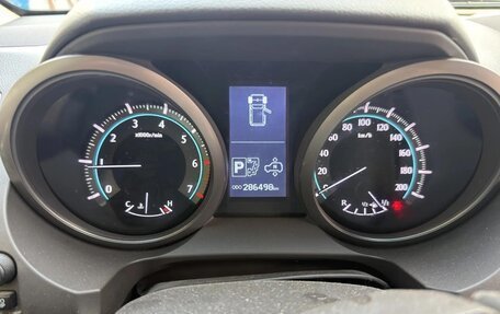 Toyota Land Cruiser Prado 150 рестайлинг 2, 2010 год, 2 480 000 рублей, 9 фотография