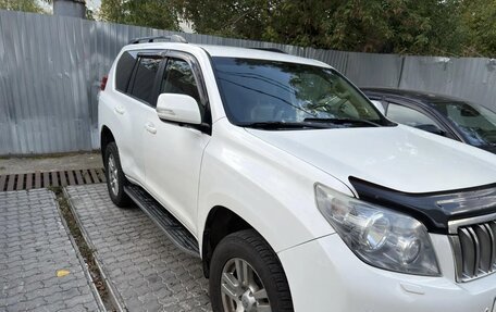 Toyota Land Cruiser Prado 150 рестайлинг 2, 2010 год, 2 480 000 рублей, 7 фотография