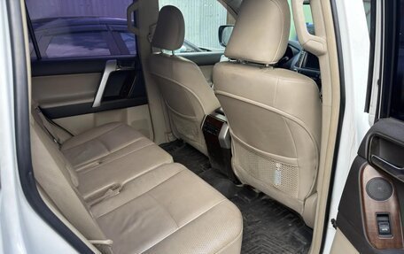 Toyota Land Cruiser Prado 150 рестайлинг 2, 2010 год, 2 480 000 рублей, 5 фотография