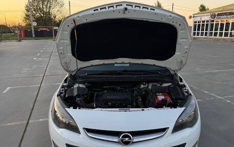 Opel Astra J, 2014 год, 1 049 000 рублей, 4 фотография