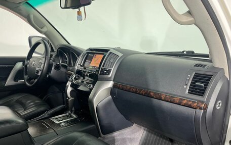 Toyota Land Cruiser 200, 2014 год, 3 600 000 рублей, 9 фотография
