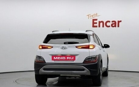 Hyundai Kona I, 2022 год, 1 765 000 рублей, 4 фотография