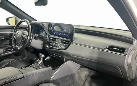 Lexus ES VII, 2022 год, 4 600 000 рублей, 9 фотография