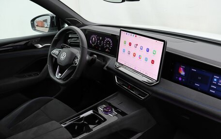 Volkswagen Tiguan, 2025 год, 4 150 000 рублей, 10 фотография