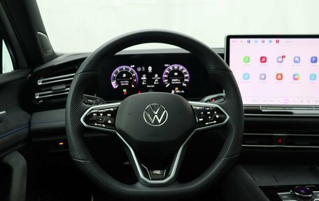 Volkswagen Tiguan, 2025 год, 4 150 000 рублей, 15 фотография