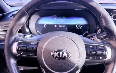 KIA K5, 2020 год, 2 600 000 рублей, 10 фотография