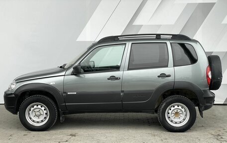 Chevrolet Niva I рестайлинг, 2017 год, 648 000 рублей, 9 фотография