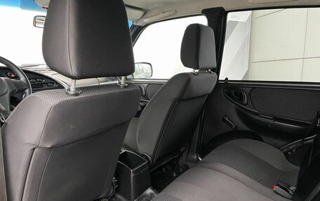 Chevrolet Niva I рестайлинг, 2017 год, 648 000 рублей, 12 фотография
