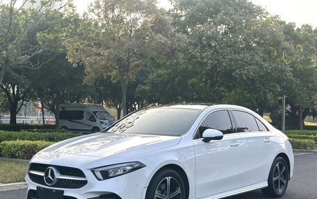 Mercedes-Benz A-Класс, 2022 год, 1 890 046 рублей, 1 фотография